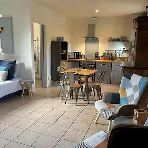 Apartment L'atelier Casse-noisettes-gitesdanslain, Pont-dʼAin