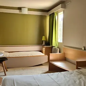 Hotel Sweet, Belley